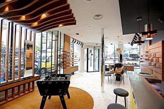 Intérieur de la boutique Guy Boutros